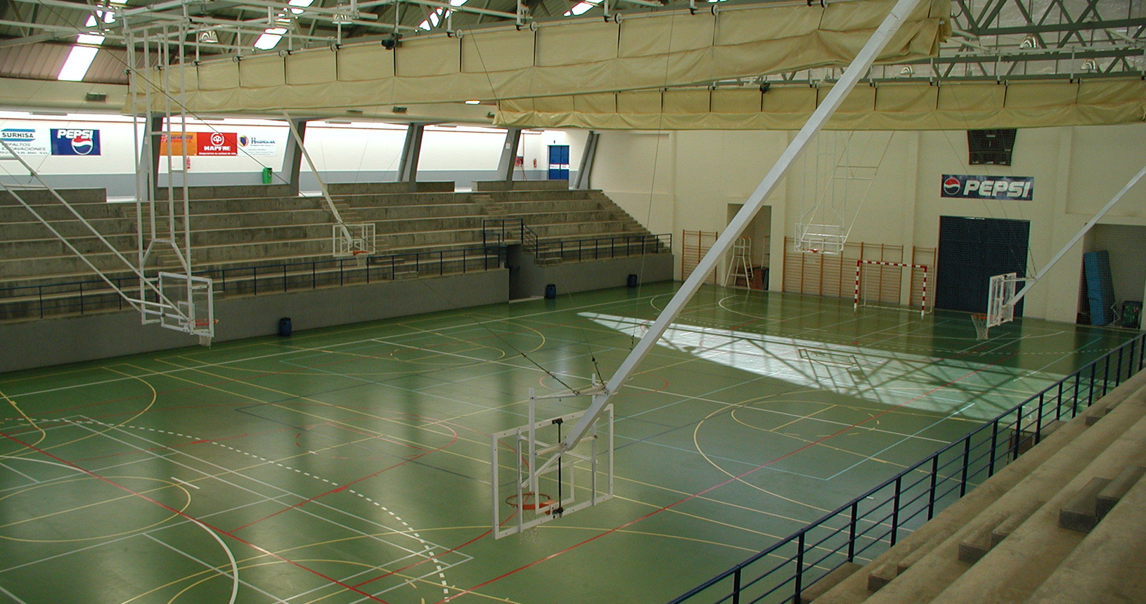 galeria-polideportivos-cerrados